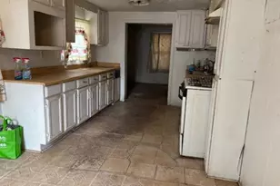1303 Womack Ave, East Point, GA 30344 - Photo 16