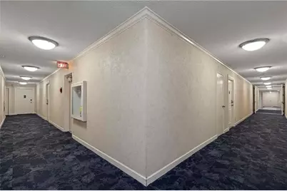 300 W Peachtree Street NE #3M, Atlanta, GA 30308 - Photo 2