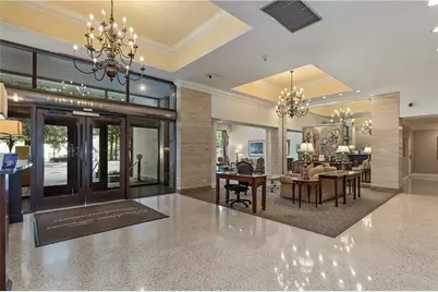 300 W Peachtree Street NE #3M, Atlanta, GA 30308 - Photo 22