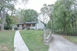 2702 Davenport Rd, Duluth, GA 30096 - Photo 2