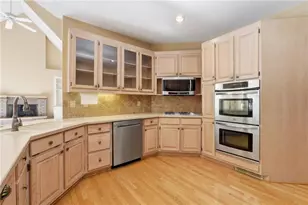 40 Joe Lee Dr, Sharpsburg, GA 30277 - Photo 8