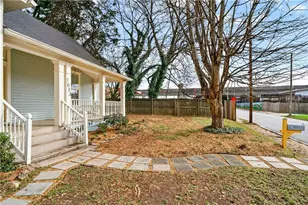 1033 White Oak Ave SW, Atlanta, GA 30310 - Photo 4