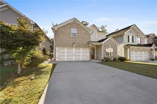2688 Chamberlain Ct, Lawrenceville, GA 30044 - Photo 2