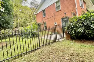 3801 Bretton Woods Rd, Decatur, GA 30032 - Photo 26