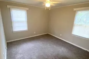 5128 Phillips Dr, Forest Park, GA 30297 - Photo 6
