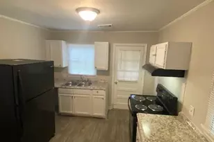 5128 Phillips Dr, Forest Park, GA 30297 - Photo 4