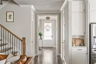 550 Central Pk Overlook, Alpharetta, GA 30004 - Photo 2