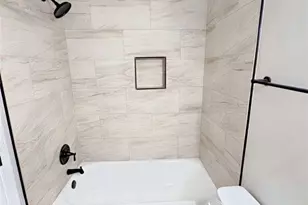 607 Shadow Valley Ct, Lithonia, GA 30058 - Photo 16