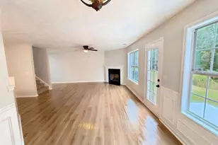 607 Shadow Valley Ct, Lithonia, GA 30058 - Photo 12