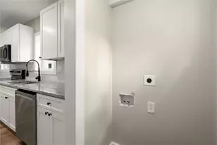 1332 Thurgood St SW, Atlanta, GA 30314 - Photo 28