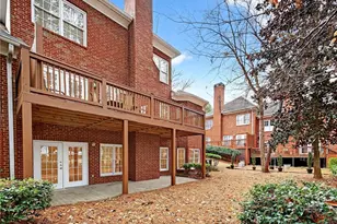 201 Crossing Valley Ln, Atlanta, GA 30339 - Photo 34