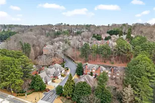 201 Crossing Valley Ln, Atlanta, GA 30339 - Photo 36
