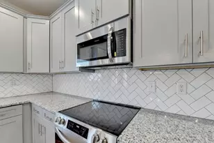 5477 Blossomwood Trl SW, Mableton, GA 30126 - Photo 10