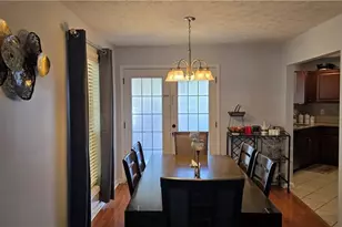 4618 Thomas Jefferson Ct, Stone Mountain, GA 30083 - Photo 10