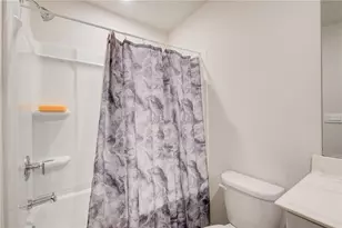 5453 Plain Field Ln, Lilburn, GA 30047 - Photo 24