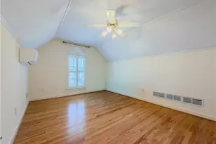 1990 Glenhurst Dr, Snellville, GA 30078 - Photo 32