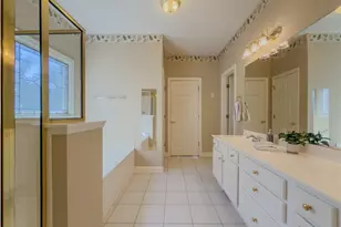 1990 Glenhurst Dr, Snellville, GA 30078 - Photo 26