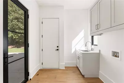 388 Londonberry Road NW, Sandy Springs, GA 30327 - Photo 30