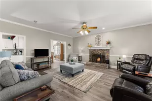 5993 Wellington Ave, Gainesville, GA 30506 - Photo 4