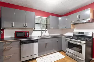 5192 Mainstreet Park Dr, Stone Mountain, GA 30088 - Photo 14