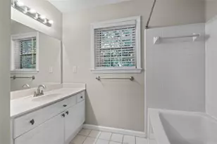 2680 Pine Tree Rd NE, Atlanta, GA 30324 - Photo 24