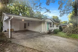 2210 Rhinehill Rd SE, Atlanta, GA 30315 - Photo 2