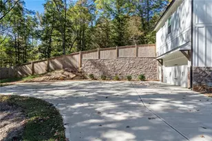 17 Pinoak Trail SE, Cartersville, GA 30121 - Photo 4