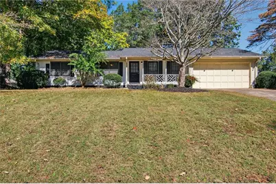 810 Hillside Drive, Gainesville, GA 30501 - Photo 1