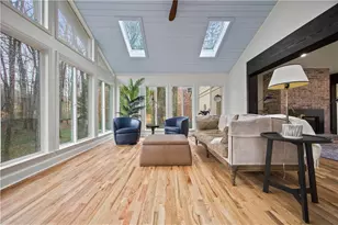 2433 Helmsdale Dr NE, Atlanta, GA 30345 - Photo 14