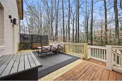 2433 Helmsdale Drive NE, Atlanta, GA 30345 - Photo 16