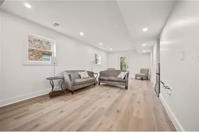 2433 Helmsdale Drive NE, Atlanta, GA 30345 - Photo 22