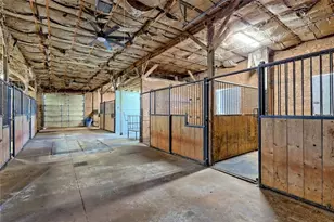 539 B Wilson Rd, Commerce, GA 30529 - Photo 48