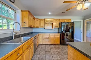 539 B Wilson Rd, Commerce, GA 30529 - Photo 22