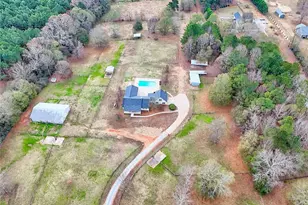 539 B Wilson Rd, Commerce, GA 30529 - Photo 8