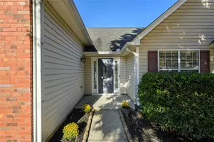 1001 Autumn Glen Ct, Dacula, GA 30019 - Photo 2