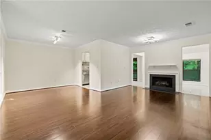 5137 Roswell Rd, Atlanta, GA 30342 - Photo 6