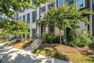 552 Ember Ln, Atlanta, GA 30318 - Photo 4