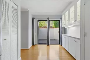 78 Dunwoody Springs Dr, Atlanta, GA 30328 - Photo 6