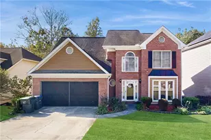 530 Oxford Crest Ct, Lawrenceville, GA 30043 - Photo 2