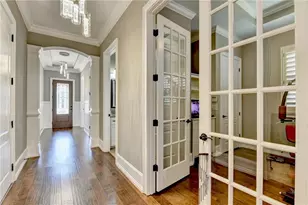 4506 Magnolia Club Cir, Sugar Hill, GA 30518 - Photo 4