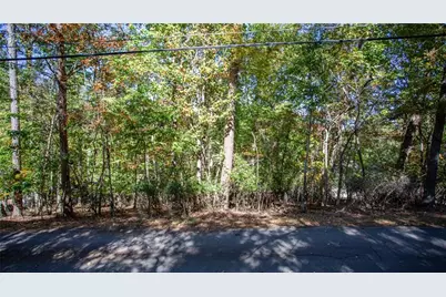 7836 Beachwood Drive, Murrayville, GA 30564 - Photo 2