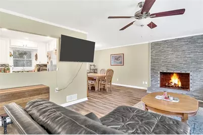 450 Valley Woods Circle SE, Conyers, GA 30094 - Photo 4