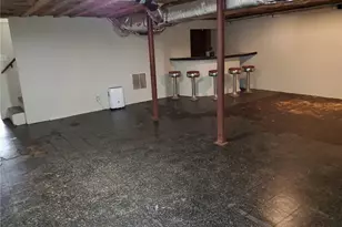 318 Lynnwood Dr, Woodstock, GA 30188 - Photo 18