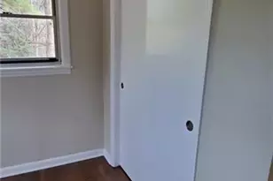 318 Lynnwood Dr, Woodstock, GA 30188 - Photo 16