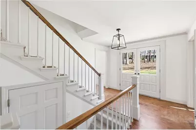 3504 Edgewood Circle, Gainesville, GA 30506 - Photo 4