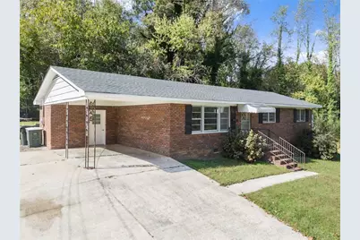 574 S Sage Street S, Toccoa, GA 30577 - Photo 2