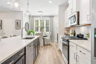 3354 Cranston Ln, Kennesaw, GA 30144 - Photo 2