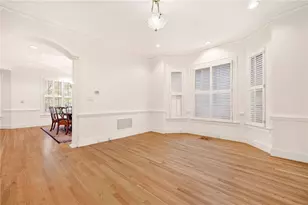 1065 Arbor Trce NE, Brookhaven, GA 30319 - Photo 4