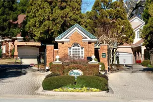 1065 Arbor Trce NE, Brookhaven, GA 30319 - Photo 2