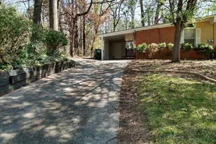 186 Lake Dr, Atlanta, GA 30340 - Photo 10